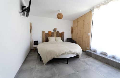 Saint-Savin House | Le Cocon de Lily