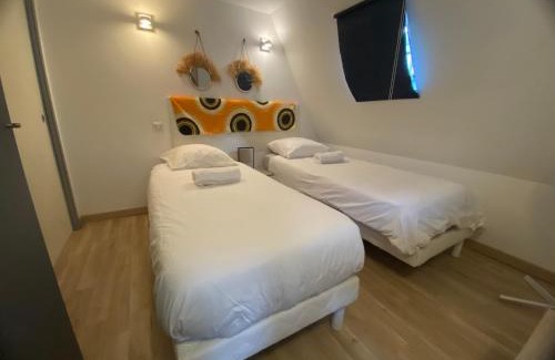 Poitiers Apartment | Le Colibri, Spacieux T2 bis avec mezzanine, calme et central à Poitiers