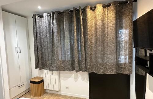 Jouars-Pontchartrain Apartment | Le cosy de Nilisiga - Jouars Pontchartrain
