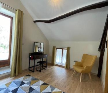 Saint-Hilaire-la-Treille House | Le Cottage at The Moulin Treillard