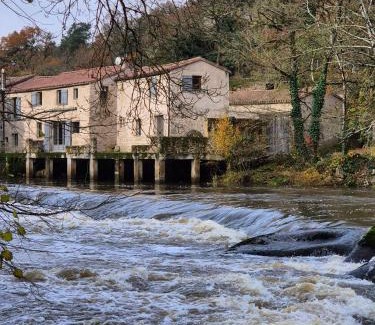 Mortagne-sur-Sevre House | Le Cottage de Jousseaume