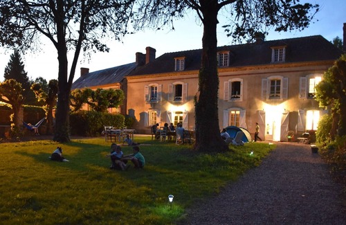 Sainte-Scolasse-sur-Sarthe House | Le Domaine du Ruisseau with swimming pool 18-35 persons