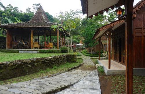 Wonosobo House | Le Desa Resort Syariah