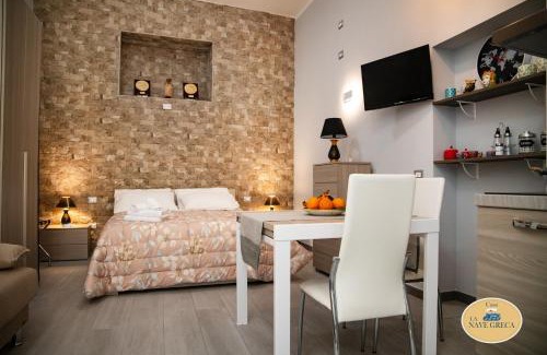 Gela House | Le Dimore di Ulisse a Gela - Casa vacanza B&B - La nave greca