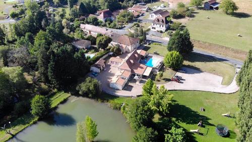 Issac Bed & Breakfast | Le Domaine de L'étang de Sandanet