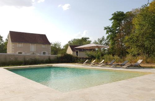Verneuil-sur-Indre House | Le Domaine des Cyclamens
