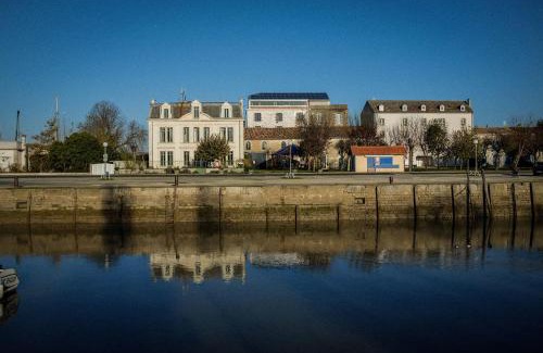 Mortagne-sur-Gironde House | Le Domaine du Meunier