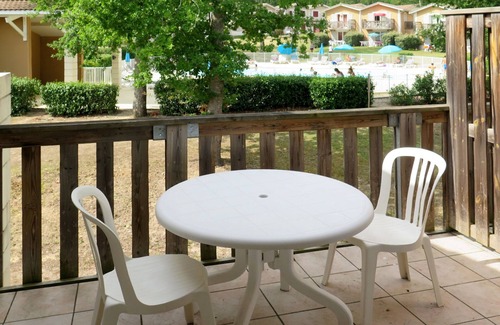 Barbaste Apartment | Le Domaine du Golf d'Albret by Interhome
