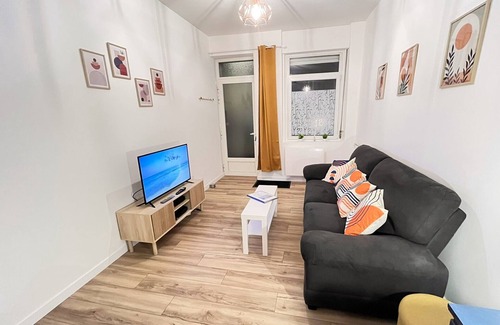 Calais Frethun House | Le Duplex 68m2 apartment close to shops, town center and beach