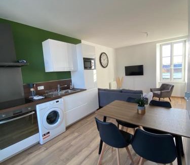 Bressuire Apartment | Le Duplex Tout Confort