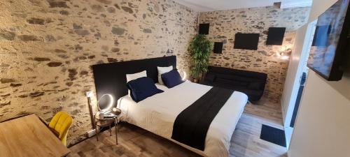 Saint-Georges-de-Montaigu House | Le Durivum