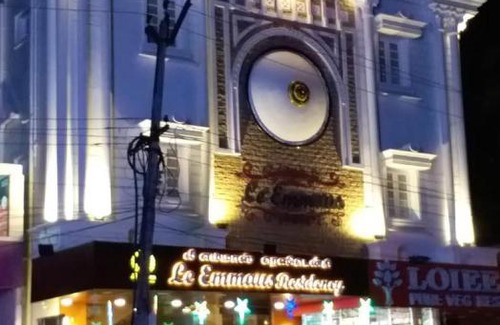East Tambaram Hotel | Le Emerald Residency