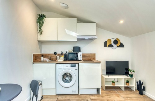 Bussiere - Cadiere Apartment | Le Factory - Studio contemporain - Proche métro B