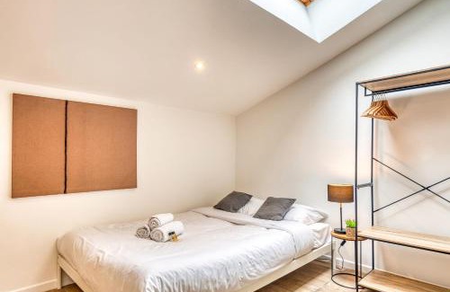 Bussiere - Cadiere Apartment | Le Factory - Studio contemporain - Proche métro B
