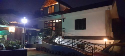 Devikolam Bed & Breakfast | Le Farmhouse Munnar