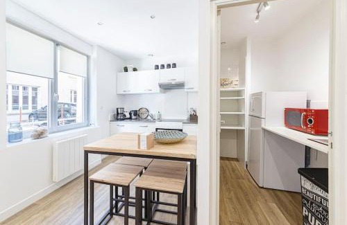 Laval Apartment | Le Ferry