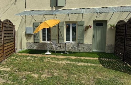 Medoc Apartment | « le Figuier »un Lieux Tranquille,au Milieu de la Campagne.le Calme