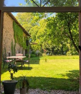 Condat-sur-Vienne House | Le Florentin - Spacious Family Home in a Peaceful Village near Limoges