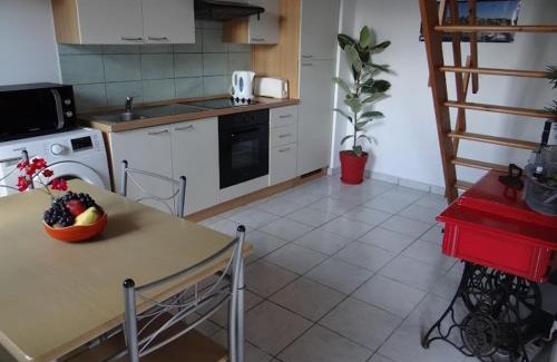 Brevans Apartment | Le Four à Pains