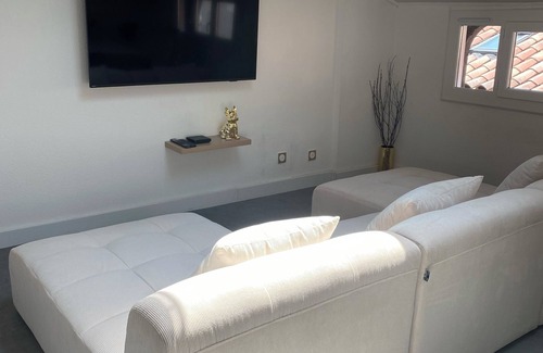 Agen Apartment | Le Foyer D'or - Hypercentre & Confort