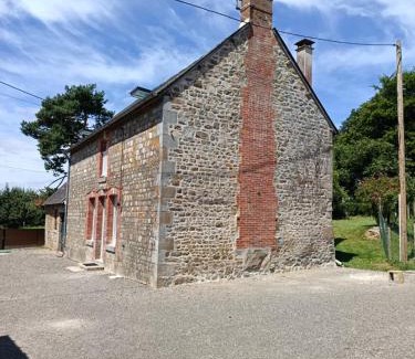 Mont des Avaloirs House | Le Gîte de La Haie Portée