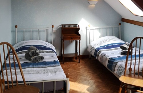 Henneveux House | Le Gîte Du Bois Groult