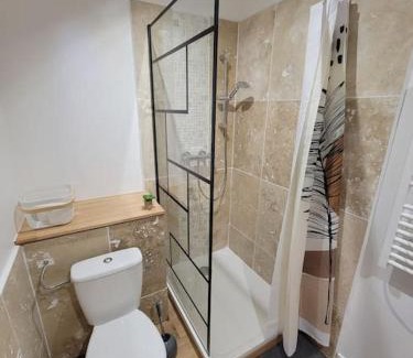 Arc-et-Senans Apartment | Le gîte du Verger - Appartement à Arc et Senans