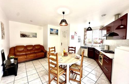 Noyelles-sur-Mer Apartment | Le Gîte Fleuri - Plain-pied - Spacieux - Calme