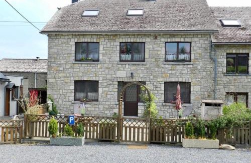 Bellevaux-Ligneuville House | Le gîte l'écureuil