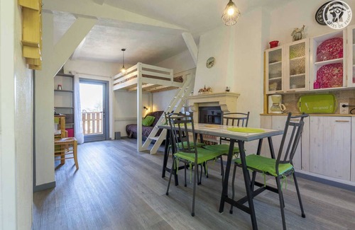 Saint-Germain-la-Chambotte House | LE GITE DE BOI'S'NAILLE