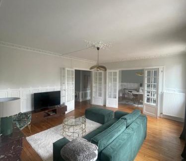 Soissons Apartment | Le Globe-trotter