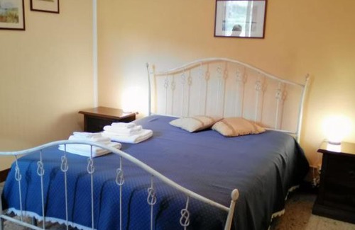 San Mauro Castelverde House | Le Gole