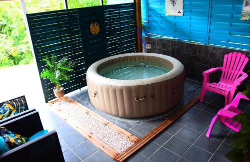 Le Robert House | Le Goyavier