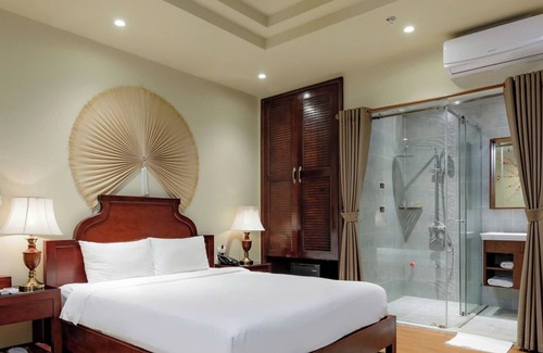Trung Hoa Nhan Chinh Hotel | Le Grand Hanoi Hotel - The Oriental