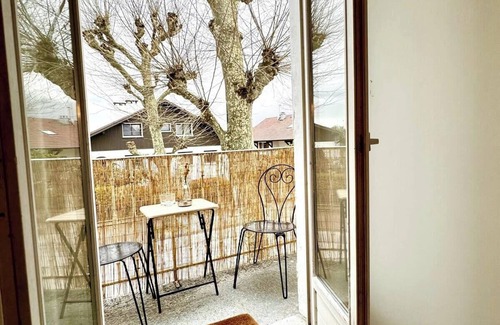 Aix-les-Bains Apartment | Le Grand Port - T2 with parking