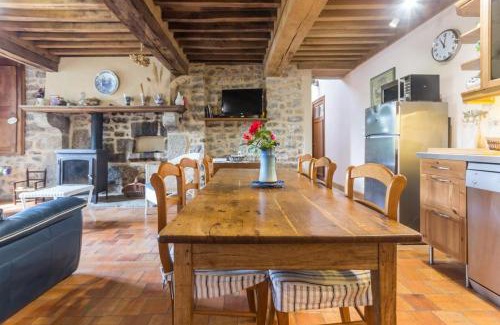 Lormes House | Le Gros Louis