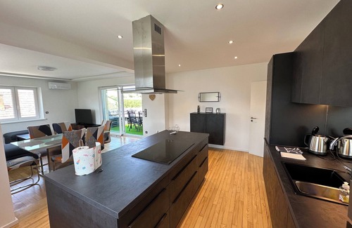 Innenheim Apartment | Le Hibou 🦉 Large apartment 100 m2, 8personnes, not overlooked, private