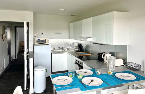 Saint-Ideuc Apartment | LE HYGGE - Bel apt avec terrasse, 150 m de la plage