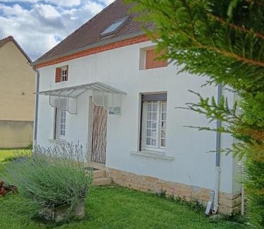 Lays-sur-le-Doubs House | Le jardin caché, maison indépendante classée 3 étoiles