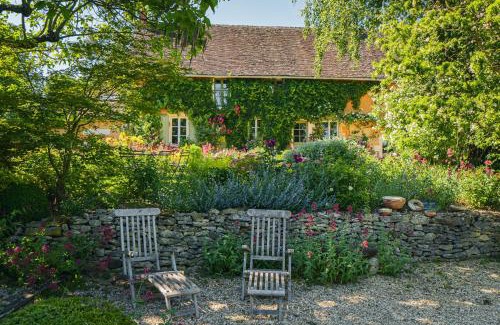 Neuilly-en-Sancerre House | Le Jardin de Marie - le gîte 12 pers Sancerre