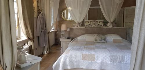 Saint-Jean-aux-Bois Bed & Breakfast | Le jardin de Saint Jean