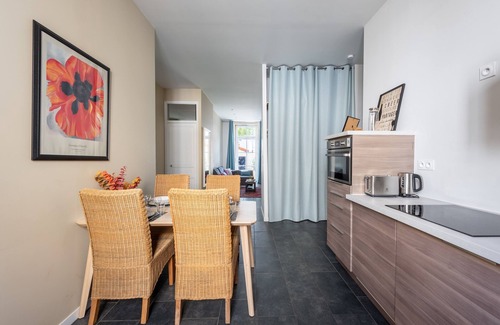 Le Bourg - Gare De Vaise Apartment | Le Jardin des Docks - Appt avec jardin