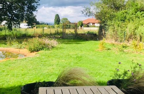 Sugeres House | Le jardin des libellules