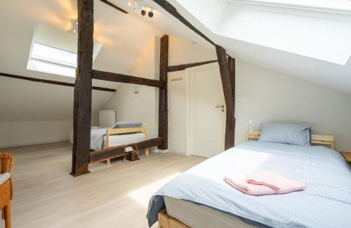 Jupille House | Le Jardin du vieux moulin 6b