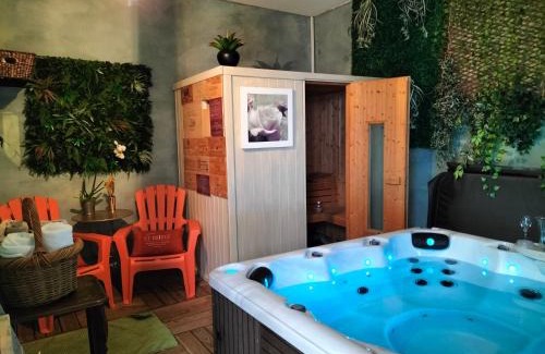 Saint-Brieuc House | Le Jardin Secret & Spa