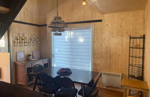 Notre-Dame-Des-Bois Ski Chalet | LE JAZZ- Chalet rustique/chic avec SPA