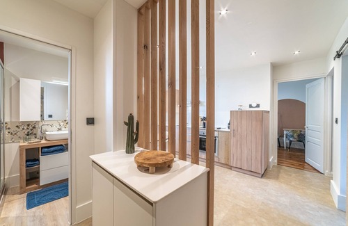 Paray-le-Monial Apartment | Le Jungle - Appt pour 6 avec parking privé