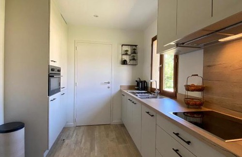 Lacapelle-Marival House | Le Lac Bleu 21