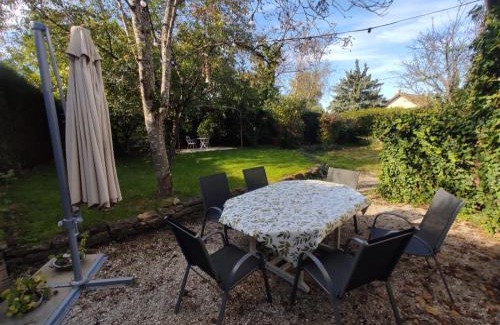 Saulon-la-Rue House | Le Lion de Venise