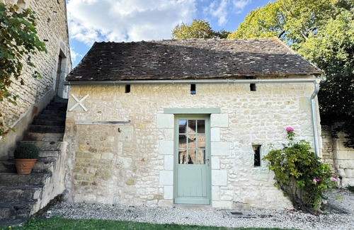 Availles-en-Chatellerault House | Le Logis des Vignes at Chateau de la Tour d'Oyré